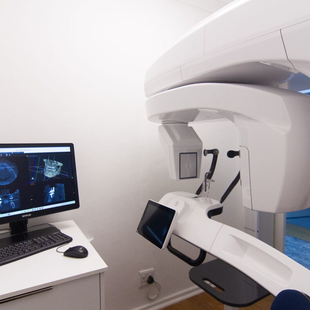 dr-carl-de-villiers-services-page-cbct
