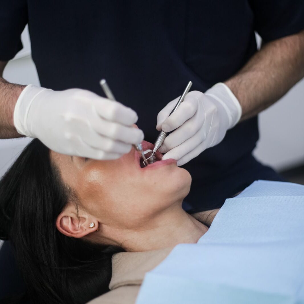 dr-carl-de-villiers-services-page-supportive-periodontitis